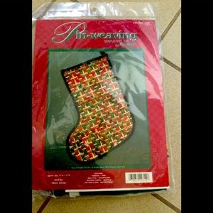 Stocking kit, pin weaving, red, green, gold